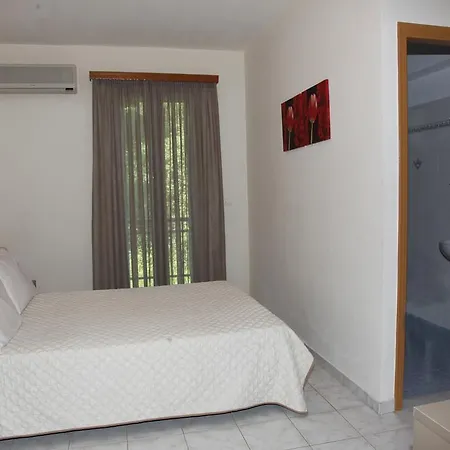 Elena Apartment *